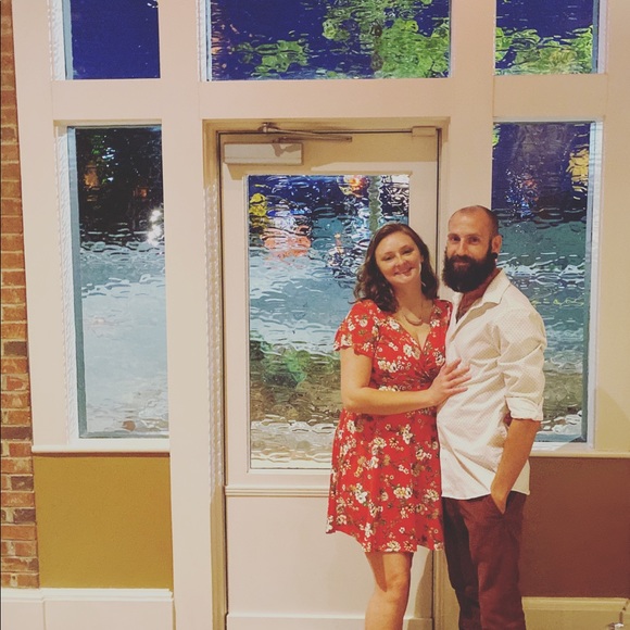 Meet your Posher, Megan - Picture 2 of 3